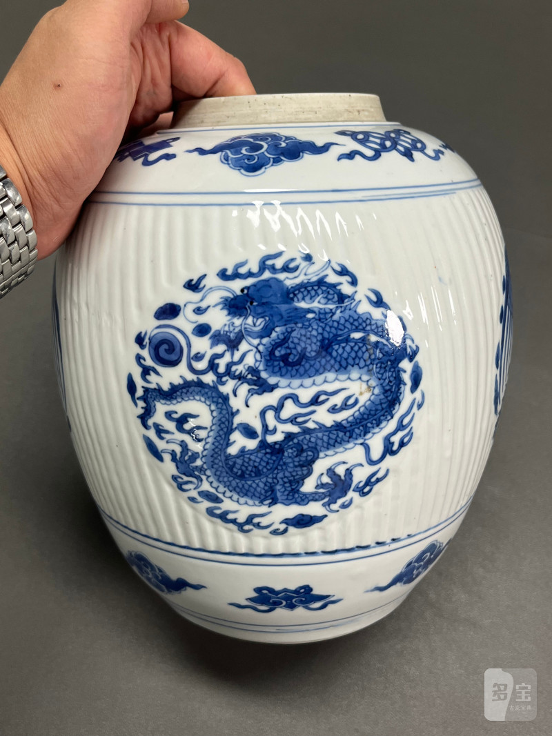 清康熙  青花龙凤纹瓜棱罐（带木盖） - 图10